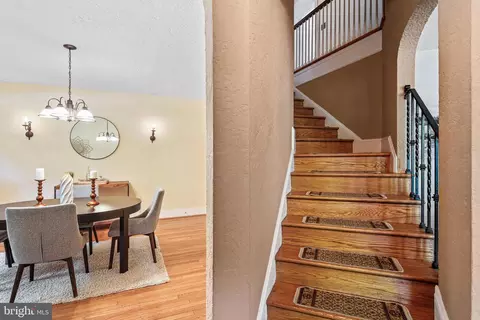 201 Ridgemede Rd, Baltimore, MD 21210 photo 21