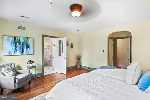 201 Ridgemede Rd, Baltimore, MD 21210 photo 23
