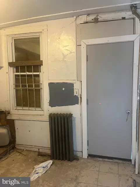 2000 Division St, Baltimore, MD 21217 photo 13