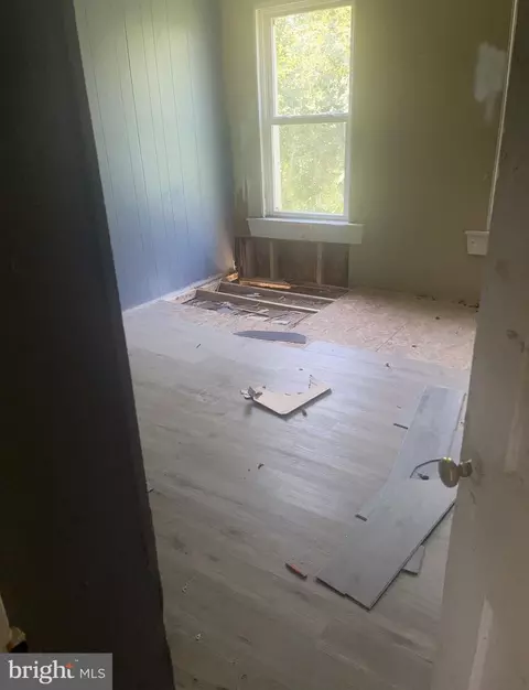 2000 Division St, Baltimore, MD 21217 photo 9