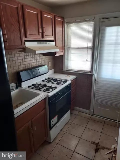 4019 Elmora Ave, Baltimore, MD 21213 photo 7