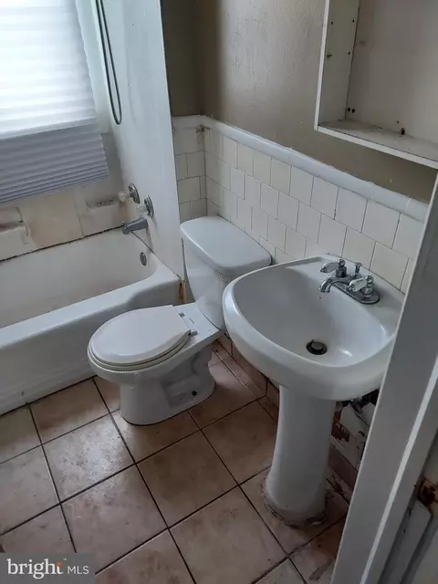 4019 Elmora Ave, Baltimore, MD 21213 photo 12