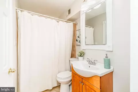 Bath - 630 E Clement St, Baltimore, MD 21230 photo 1 of 2