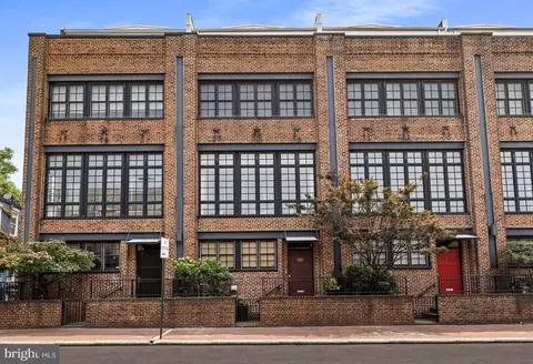 1613 Aliceanna St, Baltimore, MD 21231