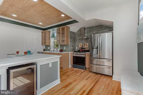 Kitchen - 731 Saint Johns Rd, Baltimore, MD 21210 photo 1 of 3