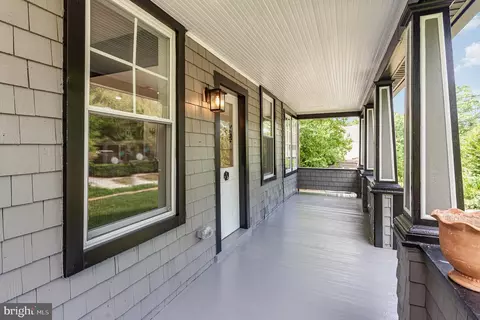 Exterior - 731 Saint Johns Rd, Baltimore, MD 21210 photo 5 of 10