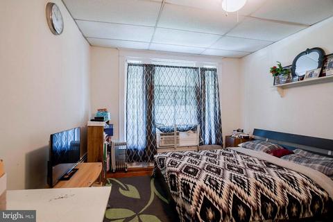 301 E 33rd St, Baltimore, MD 21218 photo 7