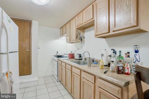 301 E 33rd St, Baltimore, MD 21218 photo 26