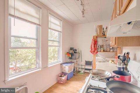 301 E 33rd St, Baltimore, MD 21218 photo 16