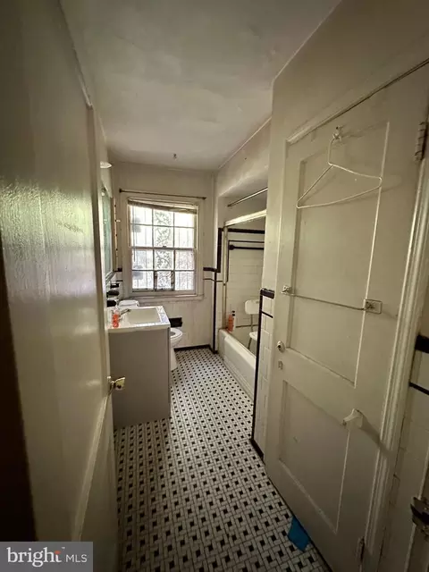 1201 E Belvedere Ave E, Baltimore, MD 21239 photo 12