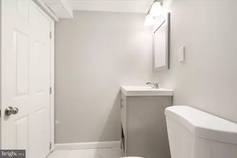 2903 Wayne, Baltimore, MD 21207 photo 35