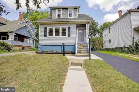 2704 Gibbons Ave, Baltimore, MD 21214