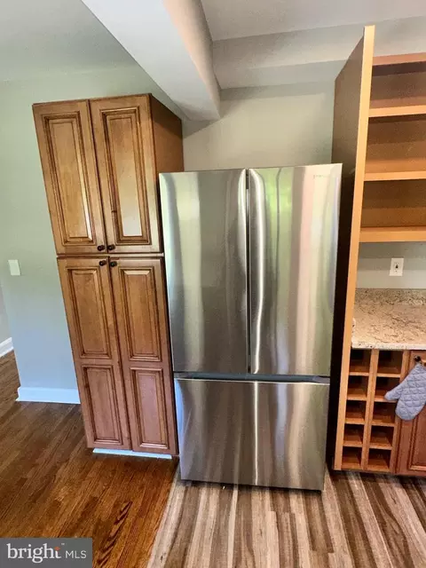 4872 Greencrest Rd, Baltimore, MD 21206 photo 9