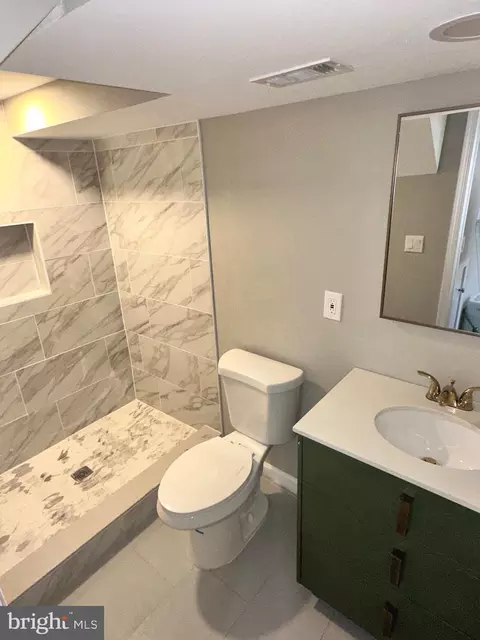 4872 Greencrest Rd, Baltimore, MD 21206 photo 19