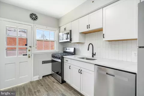 1703 E 35th St, Baltimore, MD 21218 photo 11