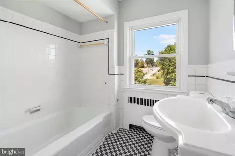 1703 E 35th St, Baltimore, MD 21218 photo 26