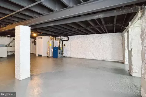 810 E 33rd St E, Baltimore, MD 21218 photo 23