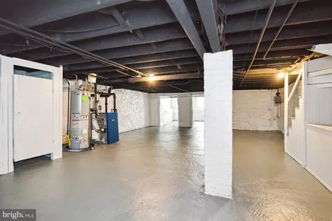 810 E 33rd St E, Baltimore, MD 21218 photo 24