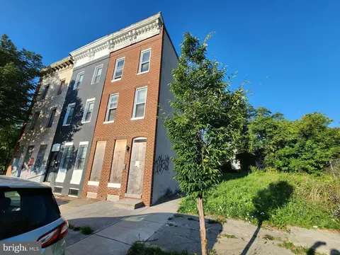 914 N Fremont Ave, Baltimore, MD 21217