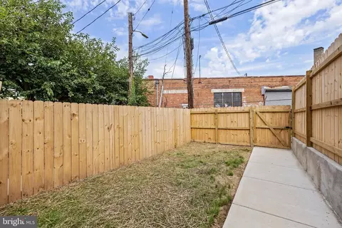 410 E Biddle St, Baltimore, MD 21202 photo 22