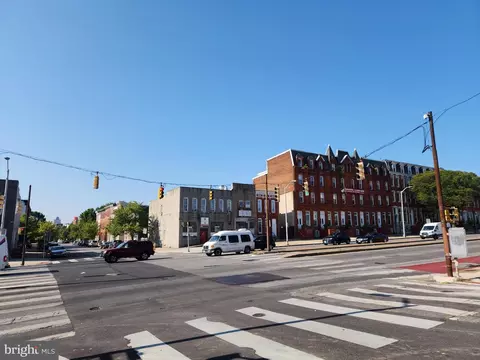 400 N Avenue Ave E, Baltimore, MD 21202 photo 2
