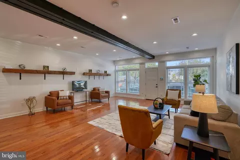 1128 Hull St, Baltimore, MD 21230 photo 10
