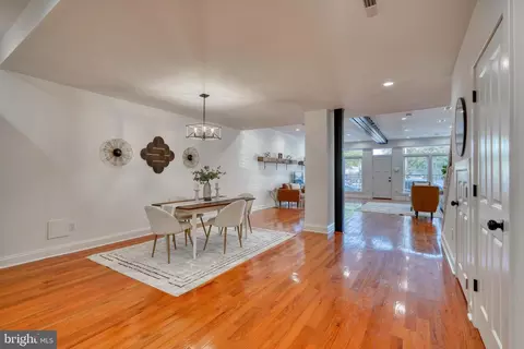 1128 Hull St, Baltimore, MD 21230 photo 15