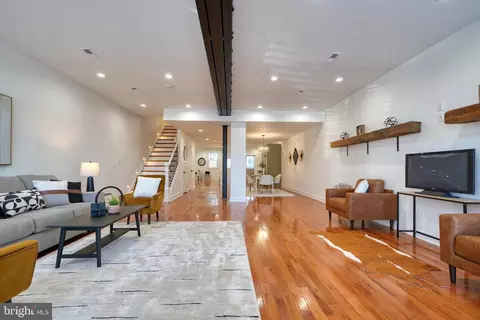1128 Hull St, Baltimore, MD 21230 photo 6