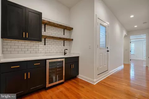 1128 Hull St, Baltimore, MD 21230 photo 60