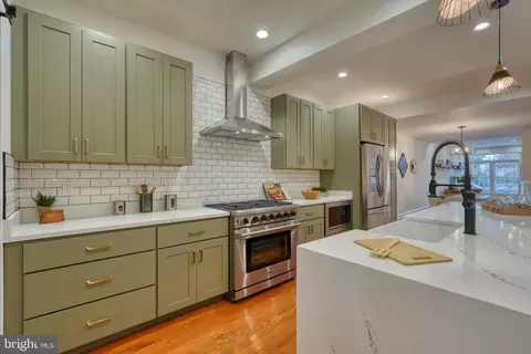 1128 Hull St, Baltimore, MD 21230 photo 25