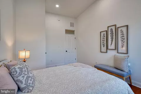 1128 Hull St, Baltimore, MD 21230 photo 67