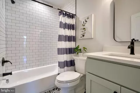 1128 Hull St, Baltimore, MD 21230 photo 73