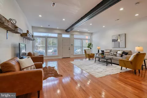 1128 Hull St, Baltimore, MD 21230 photo 8