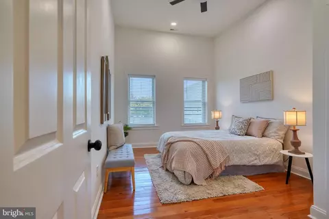 1128 Hull St, Baltimore, MD 21230 photo 64