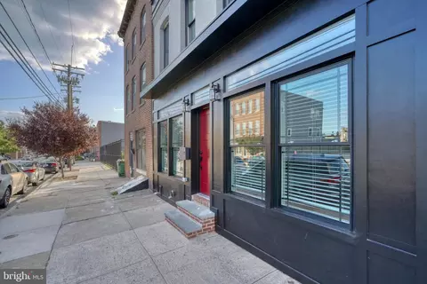 1128 Hull St, Baltimore, MD 21230 photo 3