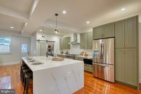 1128 Hull St, Baltimore, MD 21230 photo 19