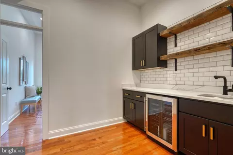 1128 Hull St, Baltimore, MD 21230 photo 58