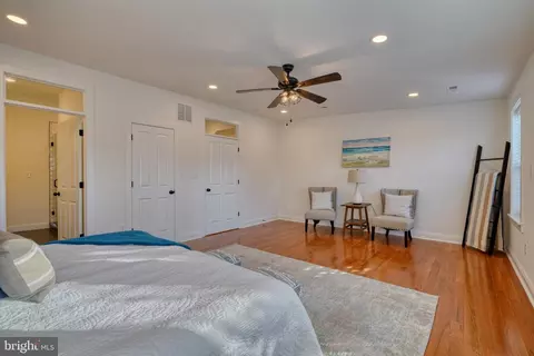 1128 Hull St, Baltimore, MD 21230 photo 46