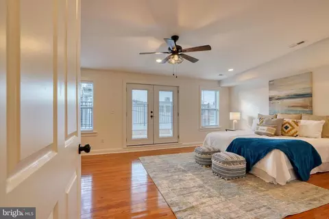1128 Hull St, Baltimore, MD 21230 photo 43