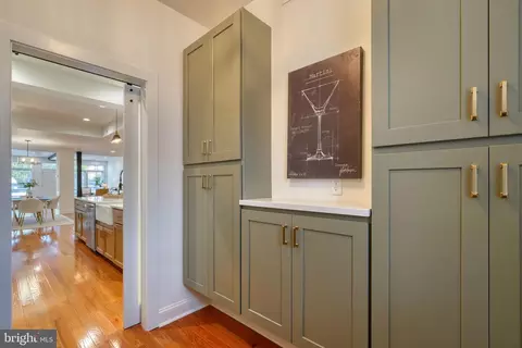 1128 Hull St, Baltimore, MD 21230 photo 37