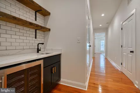 1128 Hull St, Baltimore, MD 21230 photo 61