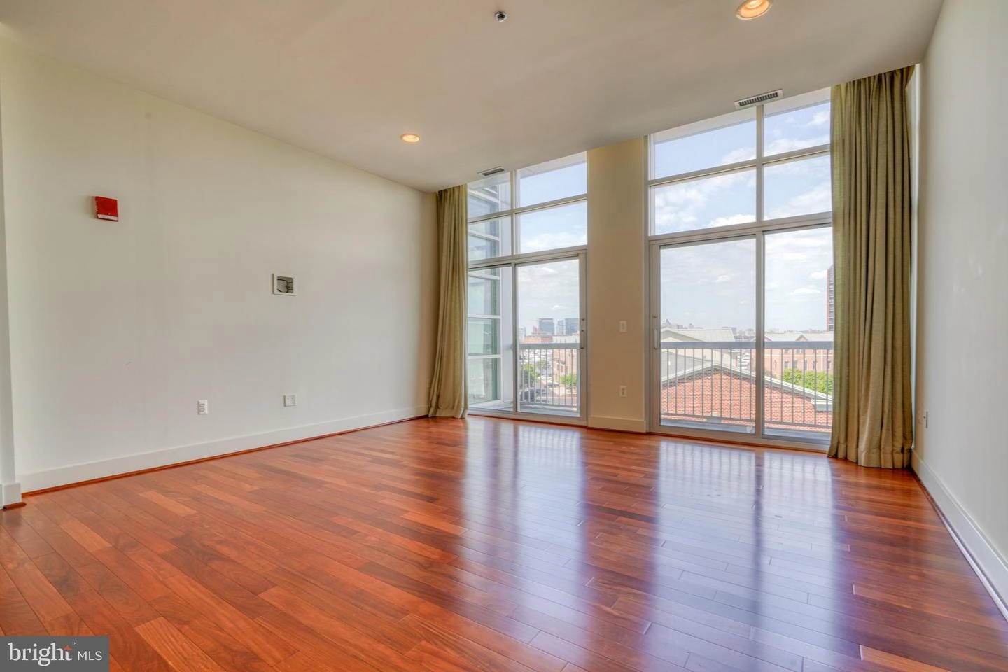 2772 Lighthouse Pt E #405, Baltimore, MD 21224 photo 6