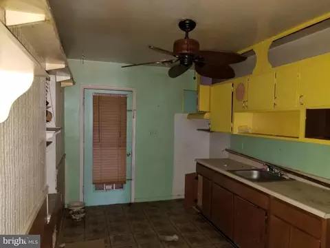 302 S Stricker St, Baltimore, MD 21223 photo 8