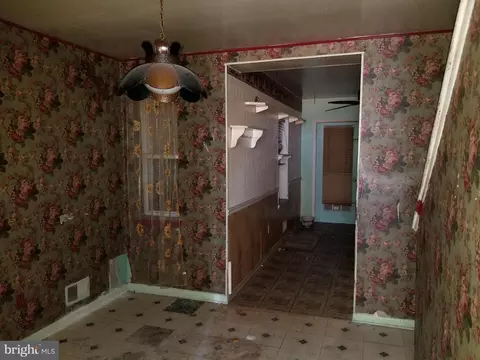 302 S Stricker St, Baltimore, MD 21223 photo 6