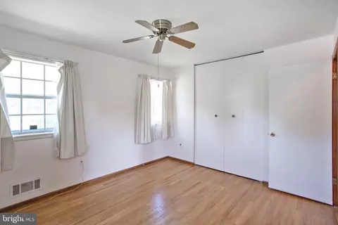 3677 Hineline Rd, Baltimore, MD 21229 photo 10