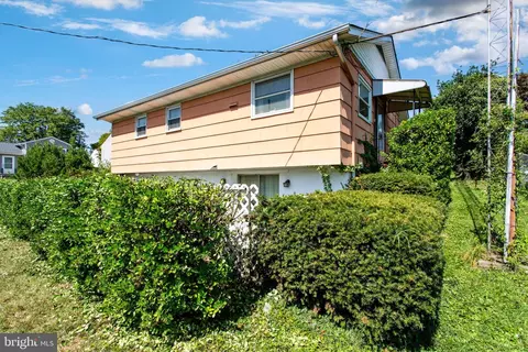 3677 Hineline Rd, Baltimore, MD 21229 photo 22