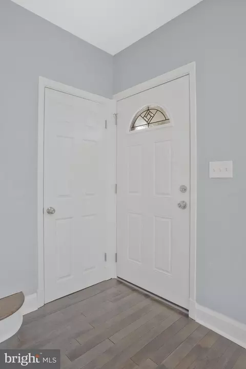 Entry Way - 308 N Monastery Ave, Baltimore, MD 21229 photo 1 of 1