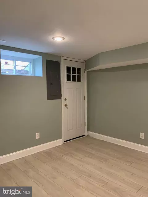 606 N Luzerne Ave, Baltimore, MD 21205 photo 15