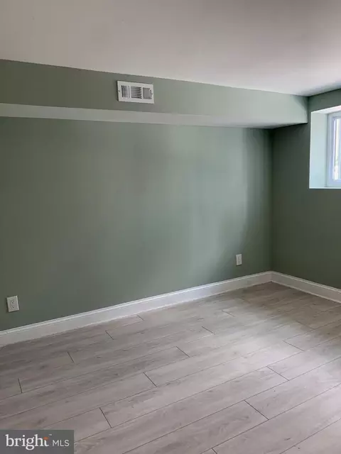 606 N Luzerne Ave, Baltimore, MD 21205 photo 8