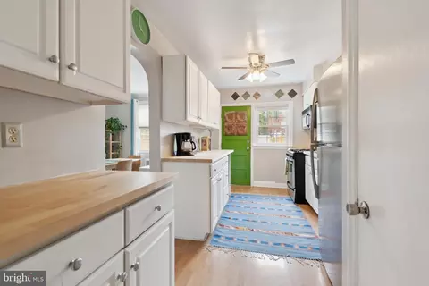 921 E Lake Ave, Baltimore, MD 21212 photo 14